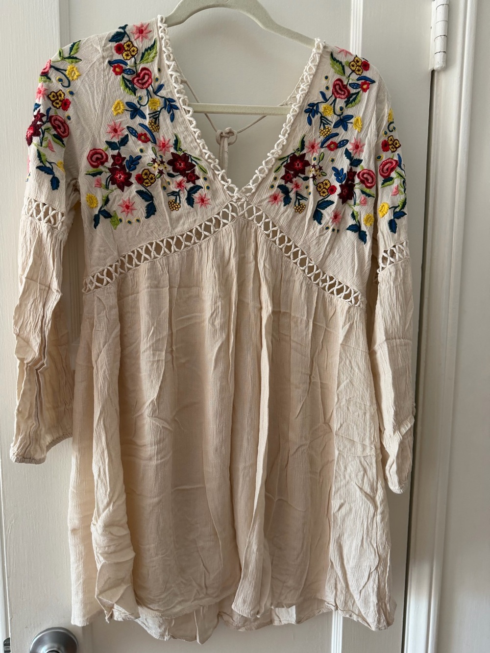 En Creme Women's Embroidered V-Neck Boho Dress with V neck, front and back!